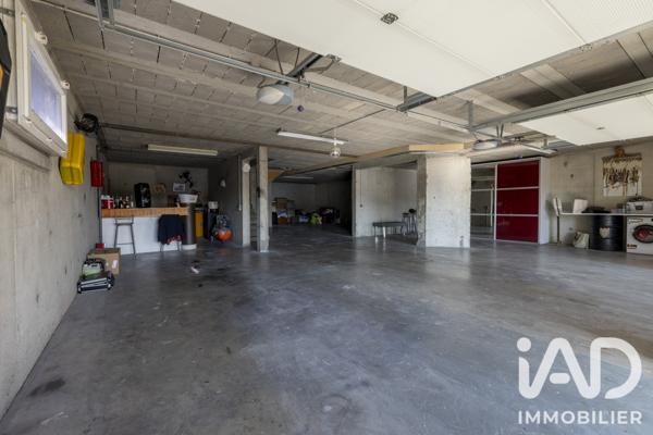 Maison à vendre 5 pièces 156 m² Le Cendre