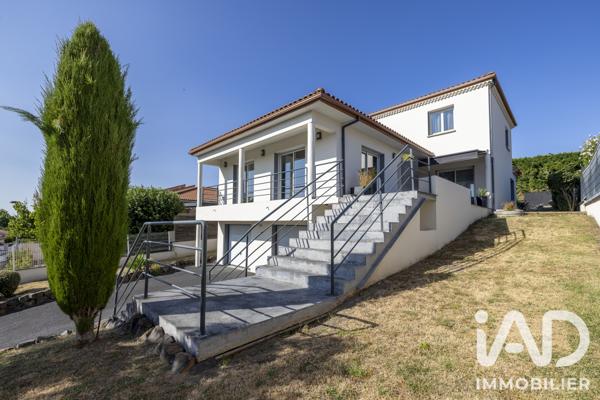 Maison à vendre 5 pièces 156 m² Le Cendre