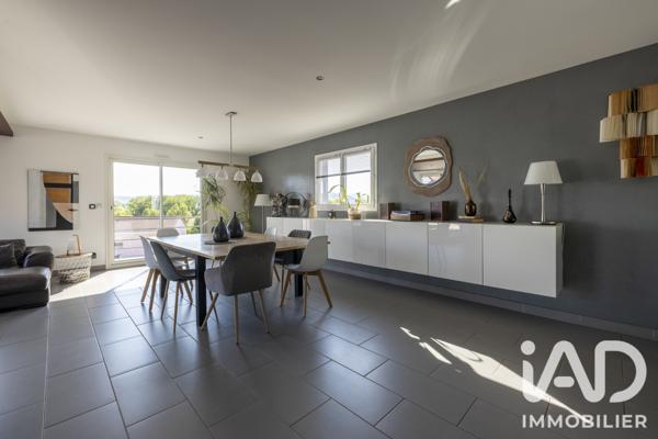 Maison à vendre 5 pièces 156 m² Le Cendre
