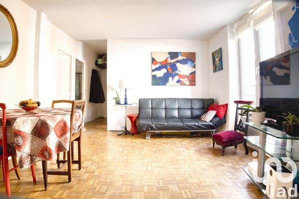 Appartement 3 pièces de 49 m² à Bagnolet (93170)