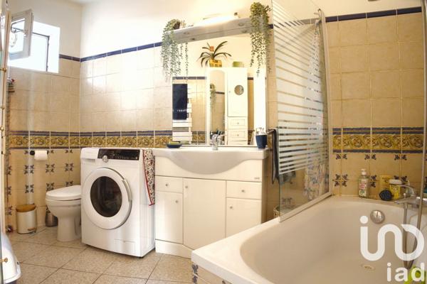 Appartement 3 pièces de 49 m² à Bagnolet (93170)