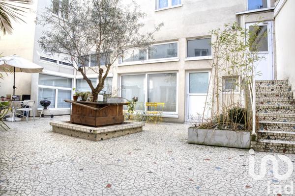 Appartement 3 pièces de 49 m² à Bagnolet (93170)