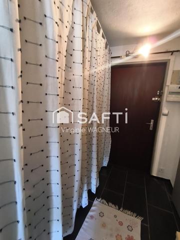 Studio cabine avec terrasse et emplacement véhicule