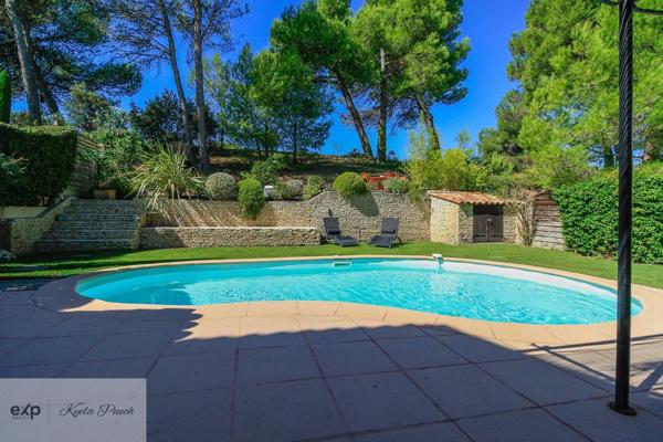 Maison avec piscine au cœur du Domaine sécurisé du Golf de Pont Royal