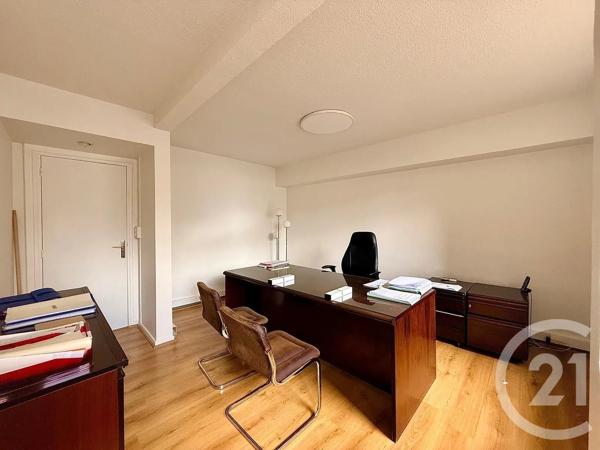 Appartement à vendre  3 pièces - 82,80 m 2   TARBES  - 65