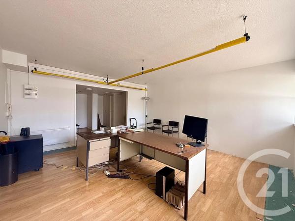 Appartement à vendre  3 pièces - 82,80 m 2   TARBES  - 65