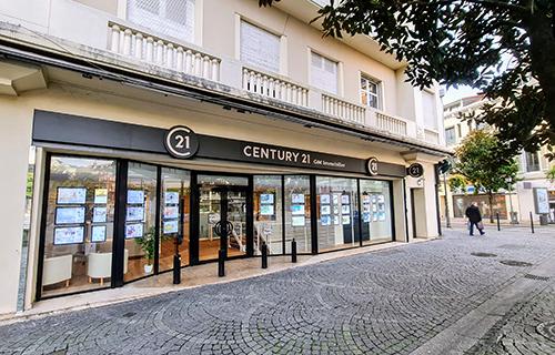 Appartement à vendre  3 pièces - 82,80 m 2   TARBES  - 65