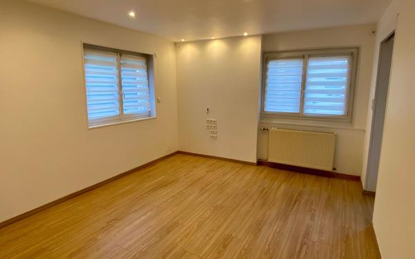 Maison à vendre    6 pièces •  Saint-Vallier