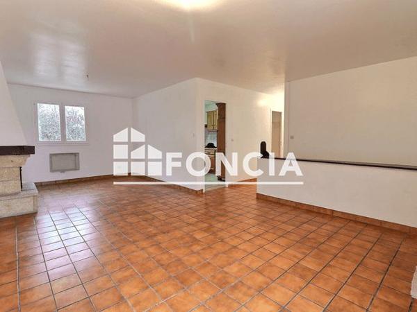 À vendre Maison 4 pièces 109 m² - Saint-étienne 42100