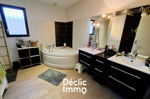 Vente maison Brens, 166m² 6 pièces 439 000€ avec piscine