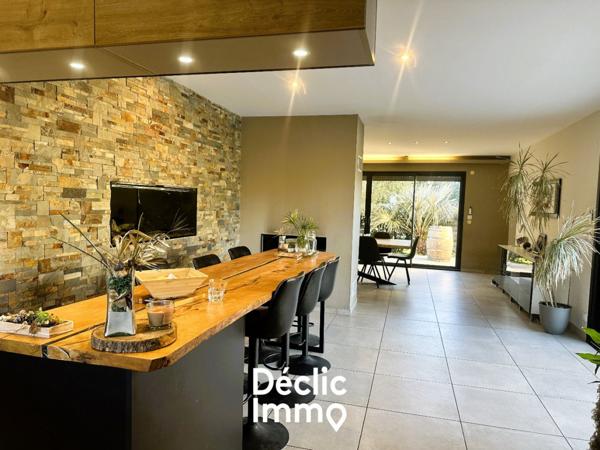 Vente maison Brens, 166m² 6 pièces 439 000€ avec piscine