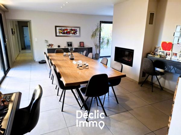 Vente maison Brens, 166m² 6 pièces 439 000€ avec piscine