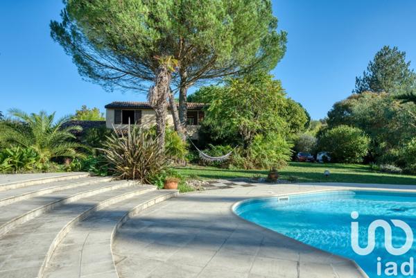 Maison de campagne 7 pièces de 190 m² à Baron (33750)