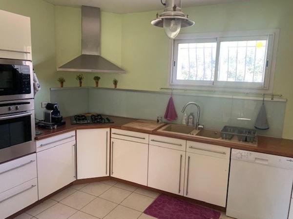 Très jolie maison 4 chambres plus T2 indépendant