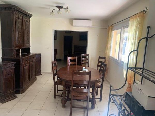 Très jolie maison 4 chambres plus T2 indépendant