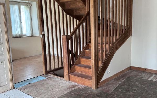 Maison à vendre    4 pièces •  Mellionnec