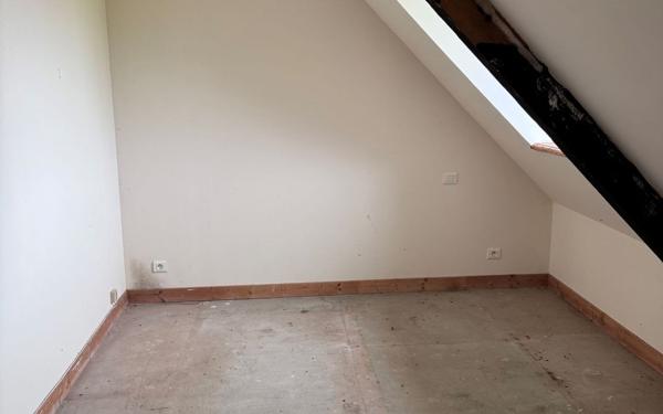 Maison à vendre    4 pièces •  Mellionnec