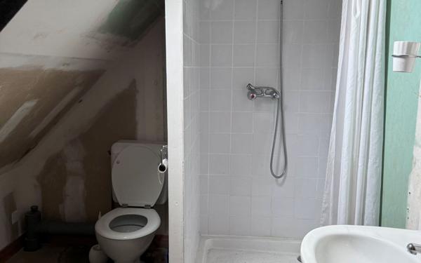 Maison à vendre    4 pièces •  Mellionnec