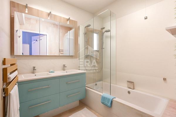 PARIS 12 - DAUMESNIL- Appartement 4 pièces avec Balcon