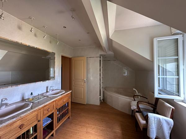 LA CHAMPENOISE - Longere 225 m² h - Dépendance - Terrain de 7400 m²