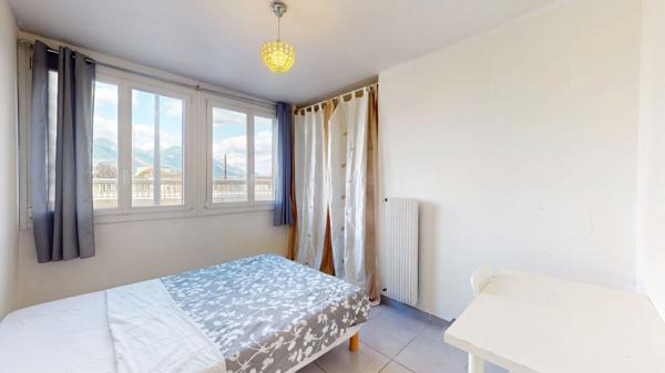 Appartement 4 pièces de 67 m2 - Grenoble