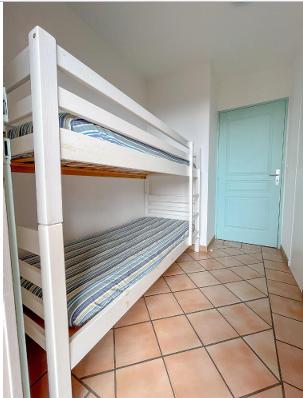 APPARTEMENT DERNIER ETAGE Grimaud (83310)