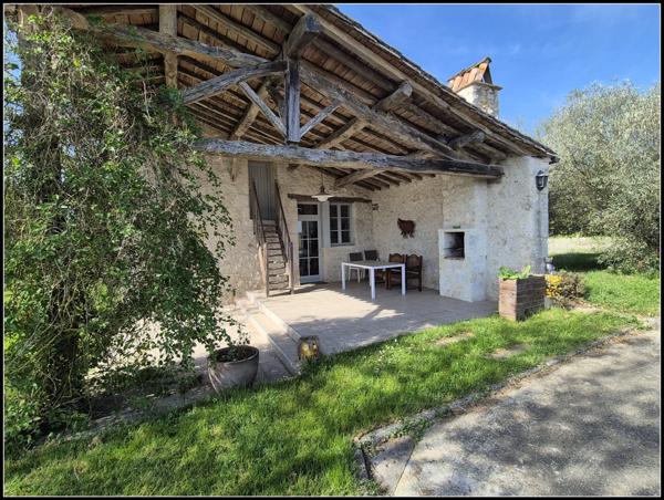 Hameau de charme au bout du chemin...La ROMIEU 32480