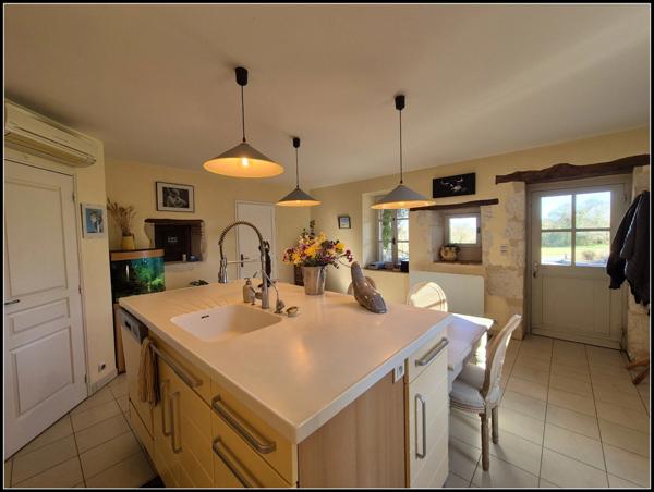 Hameau de charme au bout du chemin...La ROMIEU 32480