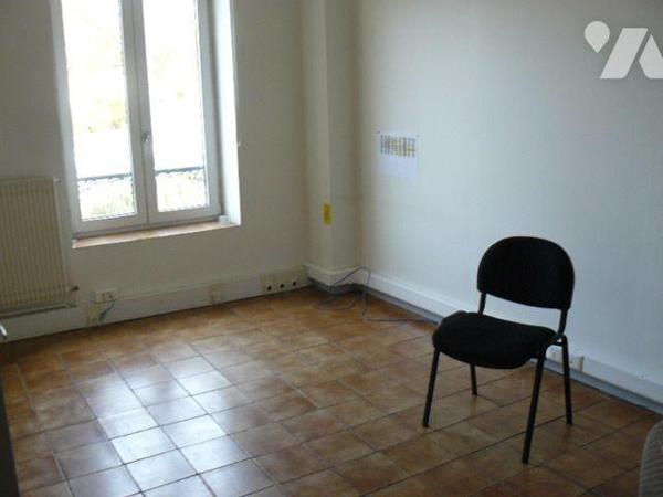 ENSEMBLE IMMOBILIER à Vendre à Rambervillers (88700) en Vosges (88)

Ensemble immobilier situ...