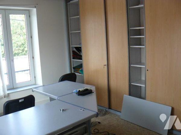 ENSEMBLE IMMOBILIER à Vendre à Rambervillers (88700) en Vosges (88)

Ensemble immobilier situ...