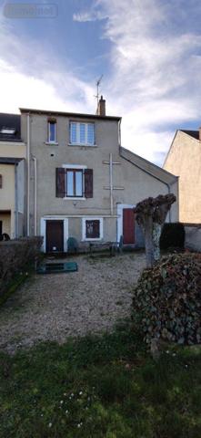 Maison à vendre à Mehun-sur-Yèvre dans le Cher (18500), ref : 142576M