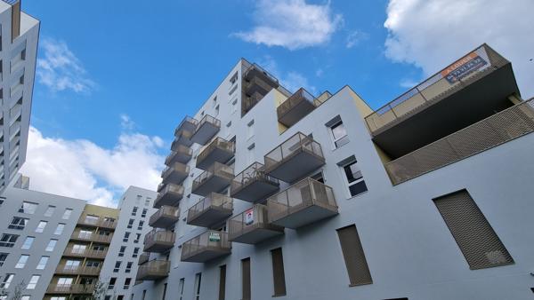 A LOUER - Appartement Clermont Ferrand 1 pièce(s) 30.28 m2