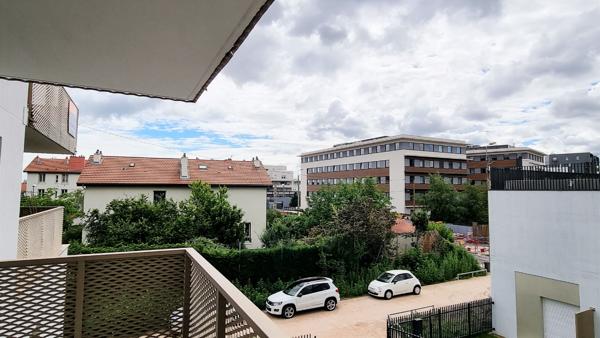 A LOUER - Appartement Clermont Ferrand 1 pièce(s) 30.28 m2