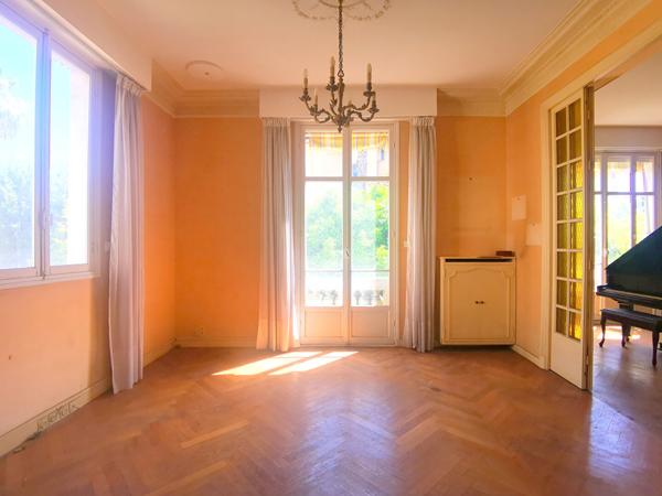 SAINT MAURICE : SUPERBE VILLA BELLE EPOQUE