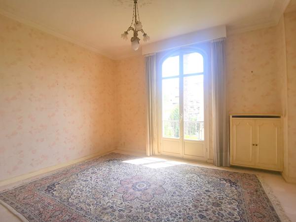 SAINT MAURICE : SUPERBE VILLA BELLE EPOQUE