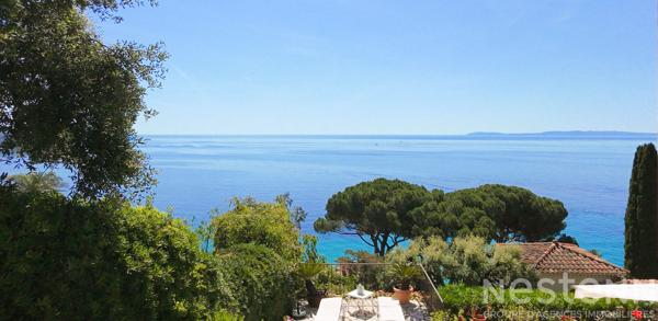 À VENDRE  LE LAVANDOU, QUARTIER DE LA FOSSETTE