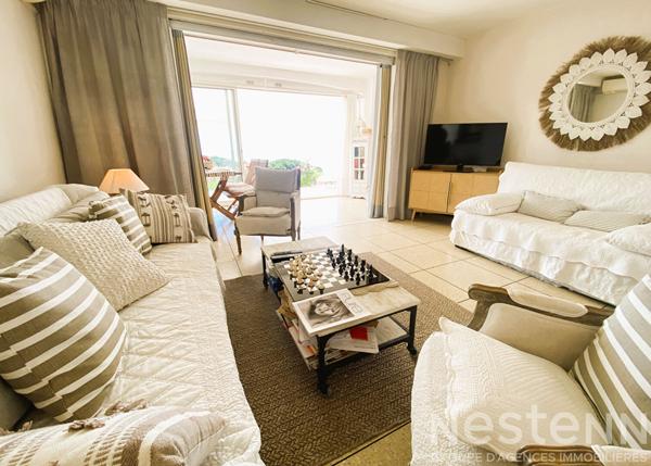 À VENDRE  LE LAVANDOU, QUARTIER DE LA FOSSETTE