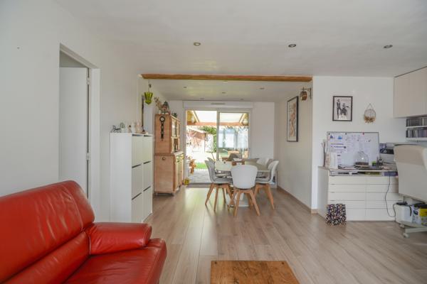 Maison Charmante Maison de plain-pied - 3 chambres avec studio - Villenave d'Ornon 92 m²