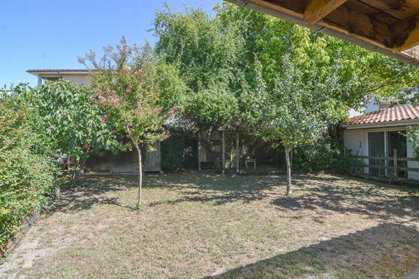 Maison Charmante Maison de plain-pied - 3 chambres avec studio - Villenave d'Ornon 92 m²