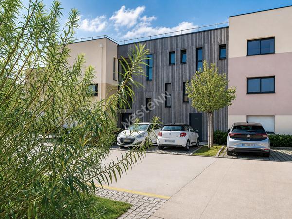 À vendre / Appartement T3 récent de 63 m² avec balcon plein sud et parking / Vern-sur-Seiche