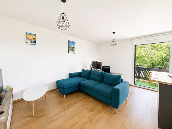 À vendre / Appartement T3 récent de 63 m² avec balcon plein sud et parking / Vern-sur-Seiche