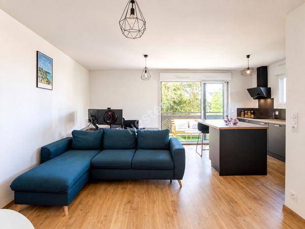 À vendre / Appartement T3 récent de 63 m² avec balcon plein sud et parking / Vern-sur-Seiche