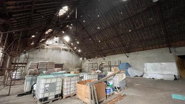Entrepôt / Local industriel 1500 m2