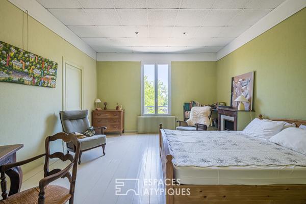 Maison de maître dans son écrin de verdure