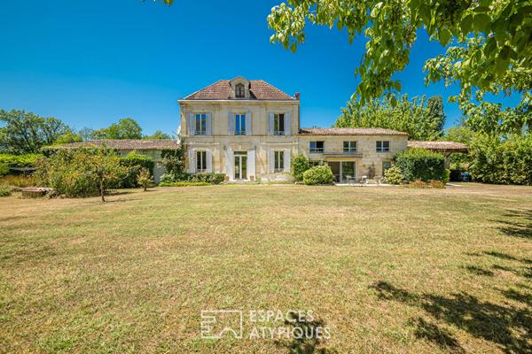 Maison de maître dans son écrin de verdure