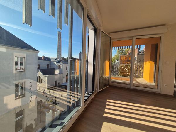 Appartement T3 Nantes, rue de Crucy avec terrasse et garage