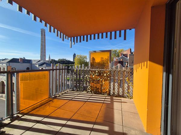 Appartement T3 Nantes, rue de Crucy avec terrasse et garage