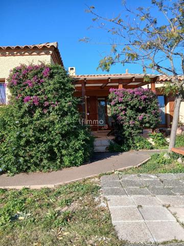 Villa T5 de plain pied avec terrain de 1379 M2