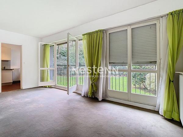 À vendre : Appartement 1 pièce à Paris 15 Lourmel - au calme - Idéal investisseur