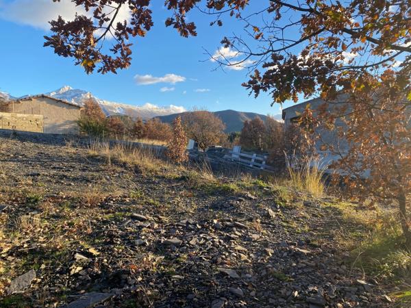 Parcelle Constructible Viabilisée à Vendre près du Hameau du Mousteiret - Digne-les-Bains (Alpes-de-Haute-Provence)